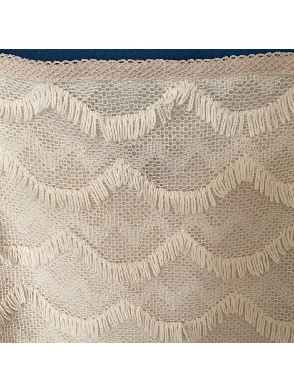 Cream Lace Women’s Top Used Size M - Picture 2 of 3